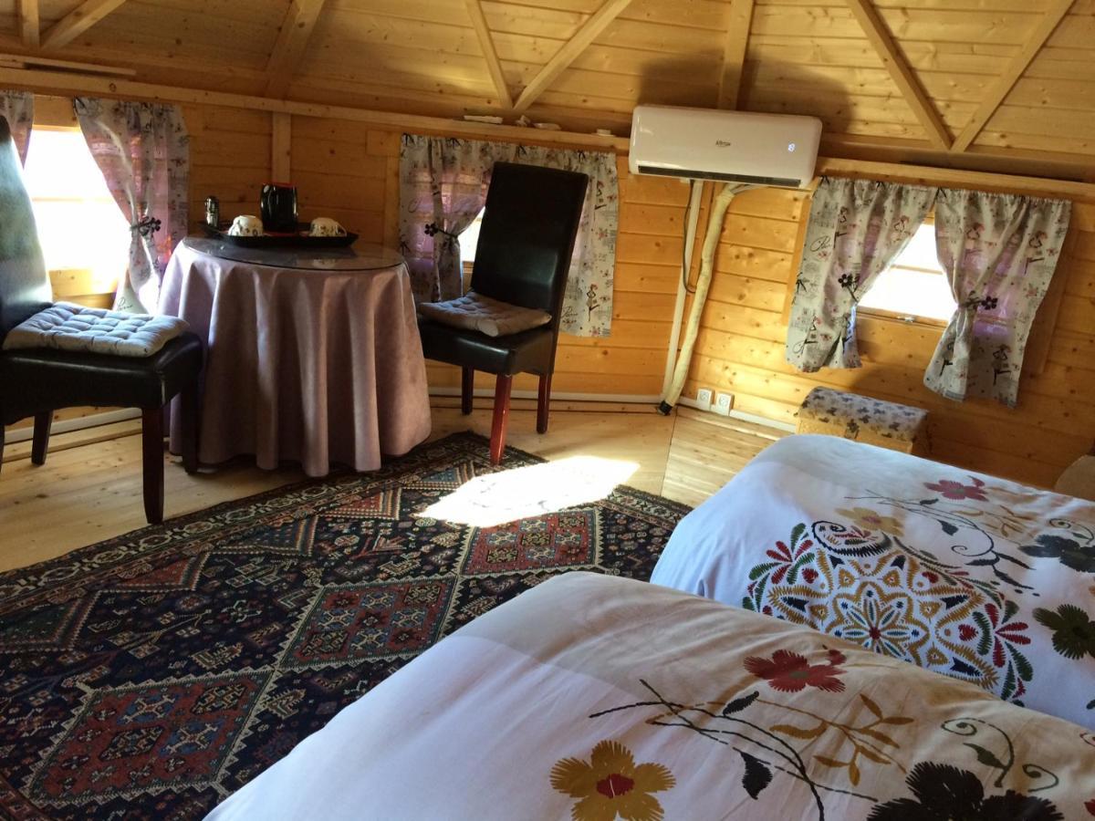 Bed and Breakfast Les Relais D'Isira Dabo Exterior foto